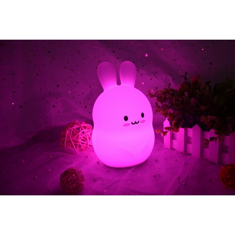 Lampa de veghe, FreeON, Silicon moale, Cu telecomanda si cablu USB, Cu 9 culori diferite si cronometru, Rabbit
