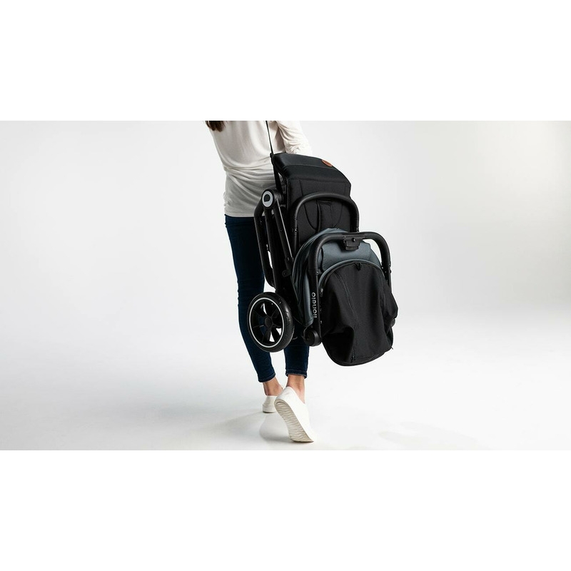 Lionelo - Carucior sport Cloe, De la nastere, Cu accesorii, Cadru din aluminiu, 0-22 kg, Usor, Pliabil cu o singura mana, Ideal pentru toate tipurile de suprafete, Gri