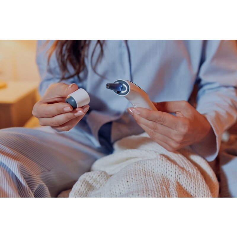 Termometru, Lionelo, FeverScan, Cu infrarosu, Fara contact, Rezultat ultrarapid, Potrivit si pentru alimente, Cu 4 moduri de functionare, Cu indicator LED si alarma sonora, Cu husa de depozitare