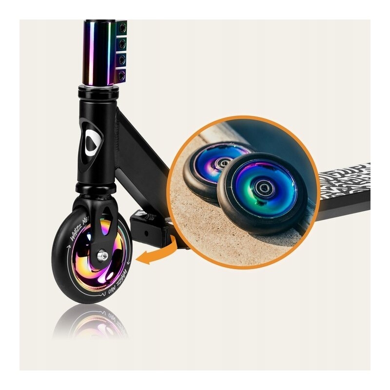 Trotineta, Lionelo, Whizz, Pentru Acrobatii, Rulmenti ABEC-9, Sistemul de compresie IHC 9, 20 - 100 kg, Conform cu standardul european de securitate EN14619, Multicolor