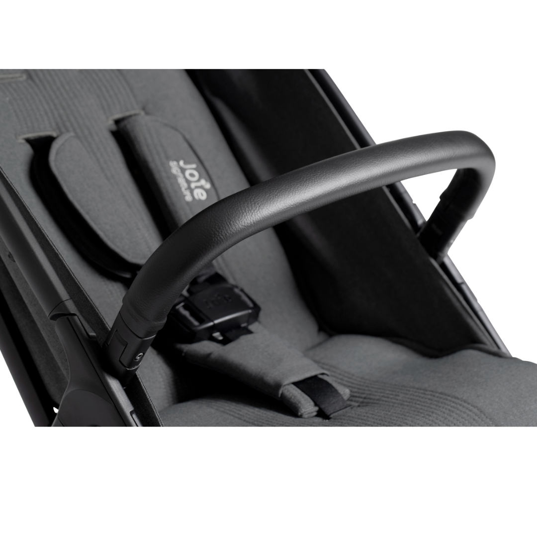 Carucior ultracompact Parcel LX, nastere - 22 kg, Signature Ebony, Joie Carucior ultracompact Parcel LX, nastere - 22 kg, Signature Ebony, Joie