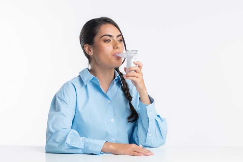 Aparat de aerosoli portabil si reincarcabil pentru adulti si copii Mesh NE1012, Laica