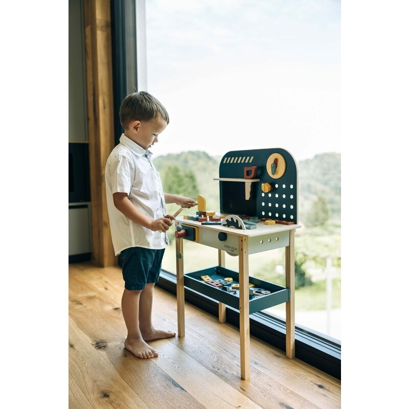 Banc de lucru, Free2Play, My first wooden Work Bench, Cu diverse unelte si accesorii, Pliabil, 55 x 28,5 x 85 cm, 36 luni+, Multicolor Banc de lucru, Free2Play, My first wooden Work Bench, Cu diverse unelte si accesorii, Pliabil, 55 x 28,5 x 85 cm, 36 luni+, Multicolor