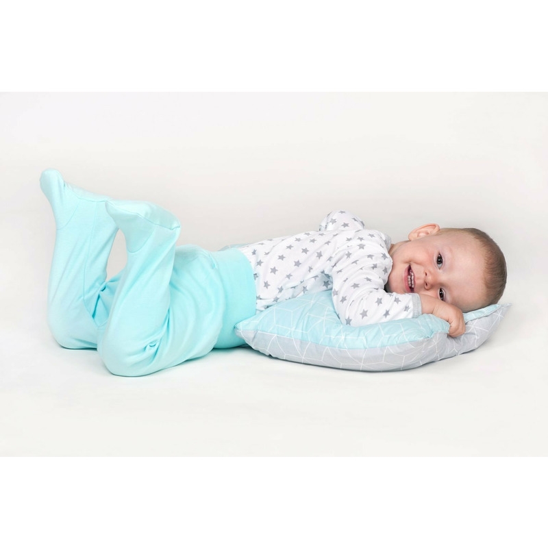 Bluza cu maneca lunga, Cu capse, Marime 56, Din bumbac 100%, New Baby, Classic II Grey with stars Bluza cu maneca lunga, Cu capse, Marime 56, Din bumbac 100%, New Baby, Classic II Grey with stars