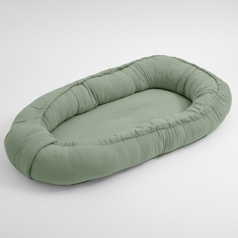 Cosulet bebelus, New Baby, Pentru dormit, Baby Nest 80 x 50 cm, Din muselina, Din materiale certificate Oeko Tex Standard 100, Salvia Cosulet bebelus, New Baby, Pentru dormit, Baby Nest 80 x 50 cm, Din muselina, Din materiale certificate Oeko Tex Standard 100, Salvia