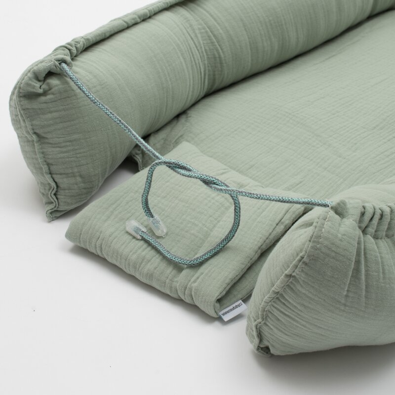 Cosulet bebelus, New Baby, Pentru dormit, Baby Nest 80 x 50 cm, Din muselina, Din materiale certificate Oeko Tex Standard 100, Salvia Cosulet bebelus, New Baby, Pentru dormit, Baby Nest 80 x 50 cm, Din muselina, Din materiale certificate Oeko Tex Standard 100, Salvia