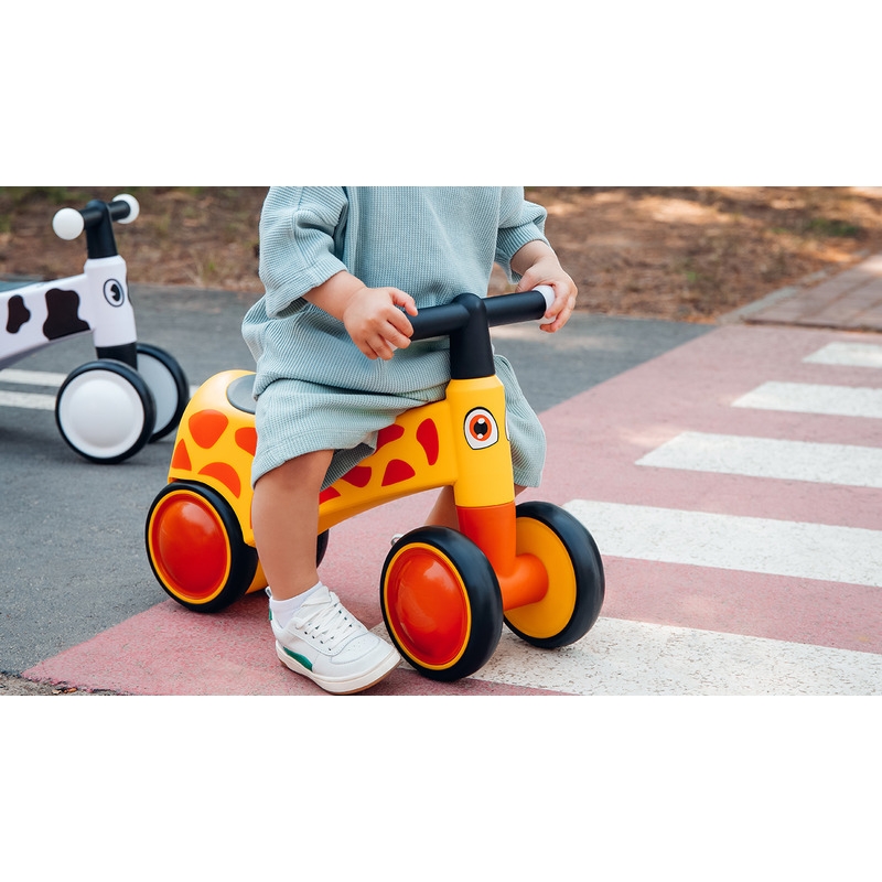 Lionelo - Bicicleta fara pedale, Sammy, Cu 4 roti, Din spuma EVA, Stabila, Manere moi, antiderapante, 12- 36 luni, Greutate maxima suportata 25 kg, Certificata EN 71-1:2014, EN 71-2:2011, EN 71-3:2019, Galben