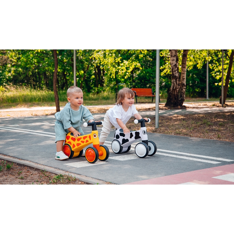 Lionelo - Bicicleta fara pedale, Sammy, Cu 4 roti, Din spuma EVA, Stabila, Manere moi, antiderapante, 12- 36 luni, Greutate maxima suportata 25 kg, Certificata EN 71-1:2014, EN 71-2:2011, EN 71-3:2019, Galben