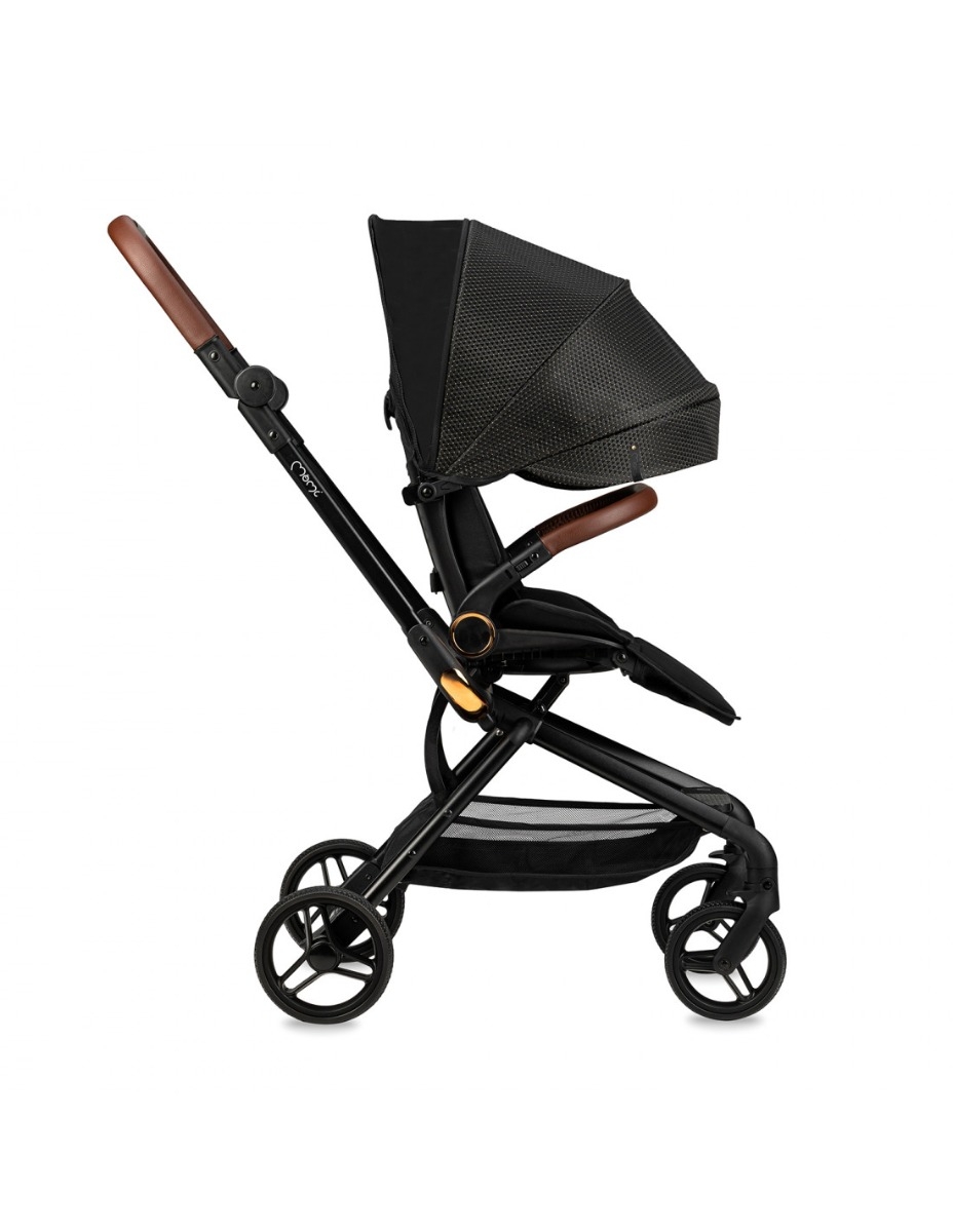 Carucior sport Momi Adelle 360° - Black Gold Carucior sport Momi Adelle 360° - Black Gold