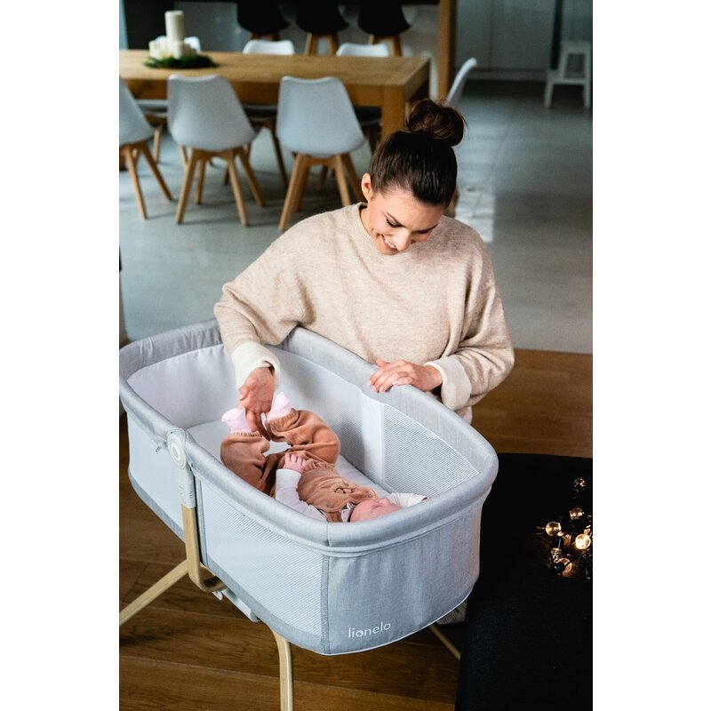 Patut balansoar, Lionelo, Malin Evo, 3 in 1, Pliabil, 0-9 kg, Geanta Transport, Asamblare Rapida, Ultra-Usor, Conform cu standardele europeane de securitate EN1130 si EN16890, Bej Patut balansoar, Lionelo, Malin Evo, 3 in 1, Pliabil, 0-9 kg, Geanta Transport, Asamblare Rapida, Ultra-Usor, Conform cu standardele europeane de securitate EN1130 si EN16890, Bej