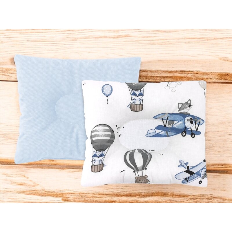 Perna bebelus, MimiNu, Profilata, Cu doua fete, Cu functie anti-soc, Pufoasa, Din catifea si bumbac, Materiale certificate Oeko Tex Standard 100, 23x26 cm, Blue Plane Perna bebelus, MimiNu, Profilata, Cu doua fete, Cu functie anti-soc, Pufoasa, Din catifea si bumbac, Materiale certificate Oeko Tex Standard 100, 23x26 cm, Blue Plane