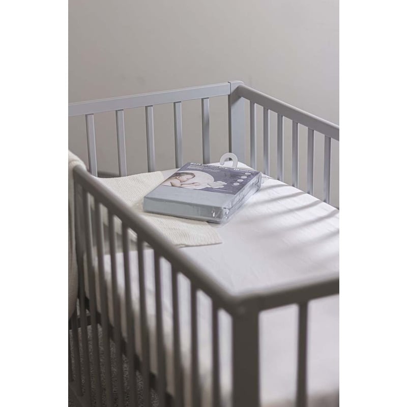 Petite&Mars - Cearceaf cu eleastic, Soft Dream, Din Jersey, Lavabil la masina pana la 40 de garde, 120x60 cm, Alb Petite&Mars - Cearceaf cu eleastic, Soft Dream, Din Jersey, Lavabil la masina pana la 40 de garde, 120x60 cm, Alb