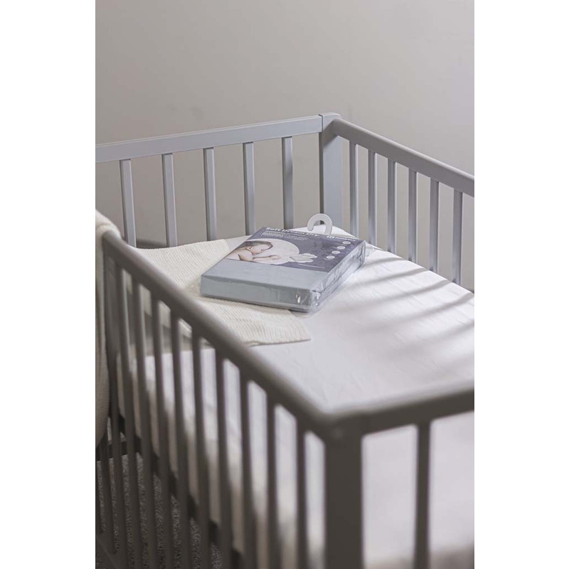 Petite&Mars - Cearceaf impermeabil cu eleastic, Soft Dream Dry, Lavabil la masina pana la 95 de garde, 120x60 cm, Gri Petite&Mars - Cearceaf impermeabil cu eleastic, Soft Dream Dry, Lavabil la masina pana la 95 de garde, 120x60 cm, Gri