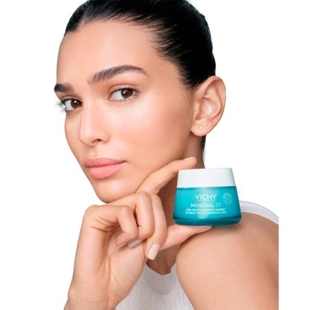 Crema hidratanta si matifianta Mineral 89, 50 ml Crema hidratanta si matifianta Mineral 89, 50 ml