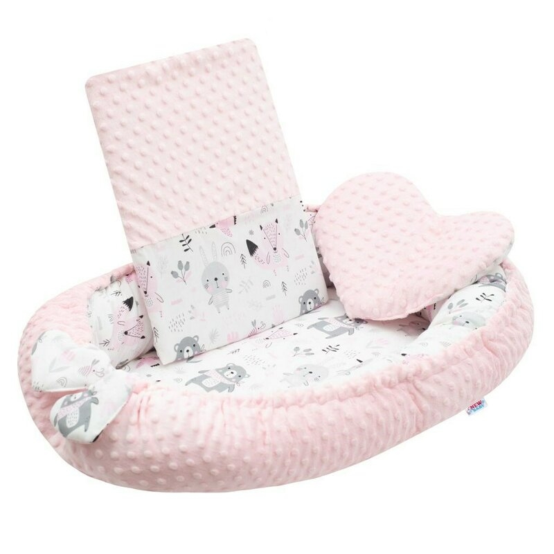 Set 3 piese Luxury, Baby Nest cu doua fete, Cu paturica si pernuta in forma de inima, New Baby, Minky Bears Pink