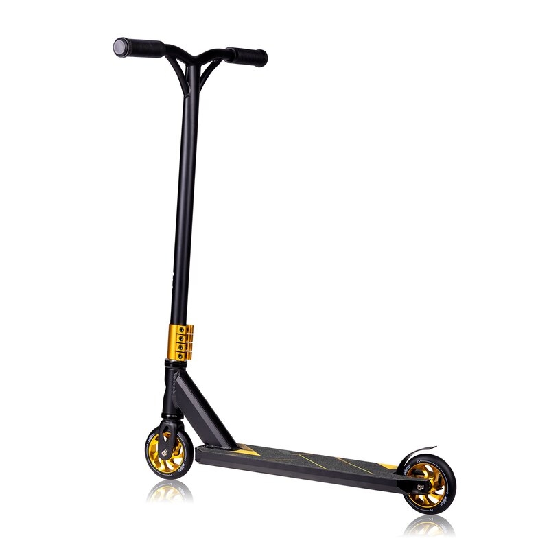 Trotineta, Lionelo, Whizz, Pentru Acrobatii, Rulmenti ABEC-9, Sistemul de compresie IHC 9, 20 - 100 kg, Conform cu standardul european de securitate EN14619, Galben/Negru Trotineta, Lionelo, Whizz, Pentru Acrobatii, Rulmenti ABEC-9, Sistemul de compresie IHC 9, 20 - 100 kg, Conform cu standardul european de securitate EN14619, Galben/Negru